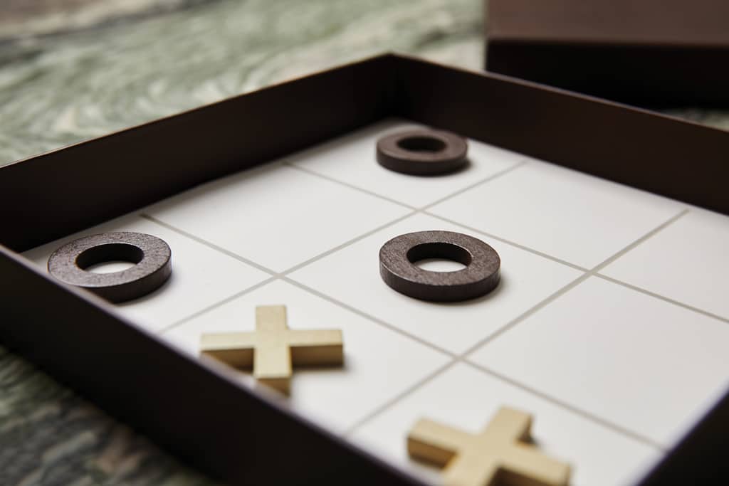 Miniature 11 pour VINGA Jeu de table basse Criss-cross