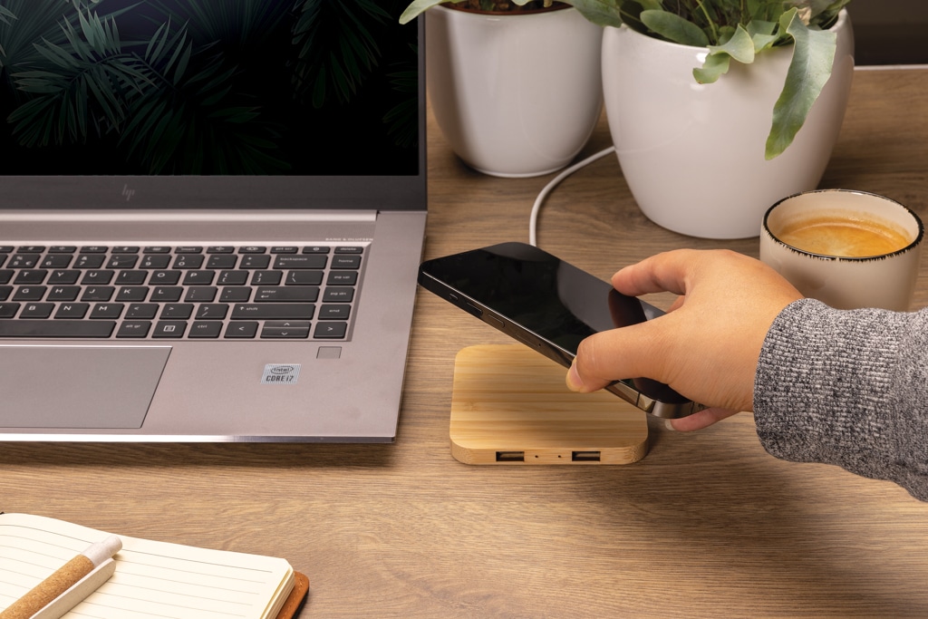 Miniature 8 pour Chargeur sans fil 10W et avec ports USB en bambou FSC®