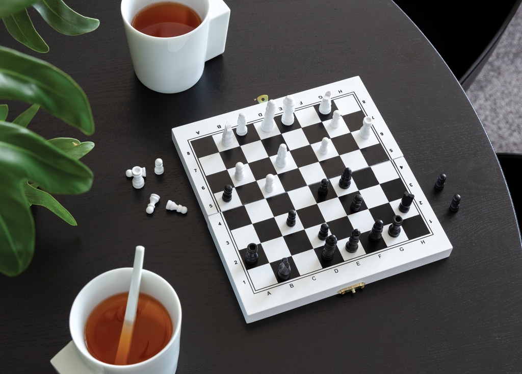 Miniature 11 pour Jeu de société 3 en 1 dans une boîte en bois FSC®