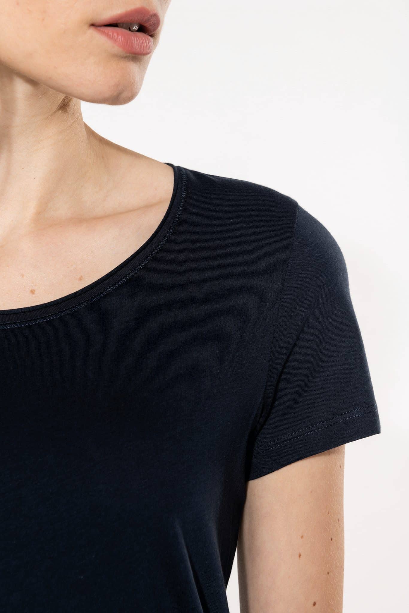 Miniature 7 pour T-shirt Bio col à bords francs manches courtes femme
