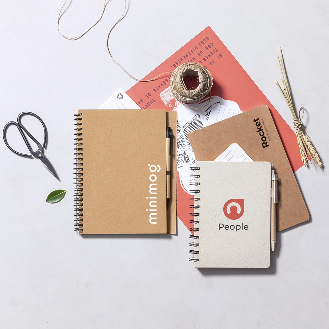 Miniature 4 pour Cahier Rinadica - personnalisable