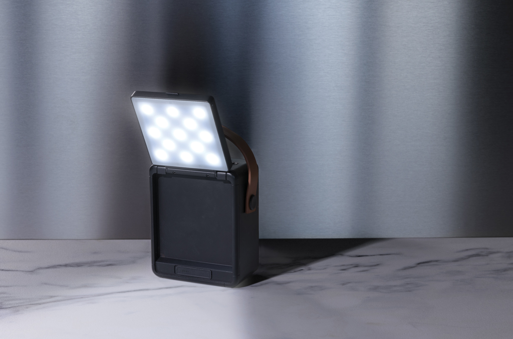 Miniature 15 pour Enceinte 12W solaire en plastique recyclé RCS Skywave