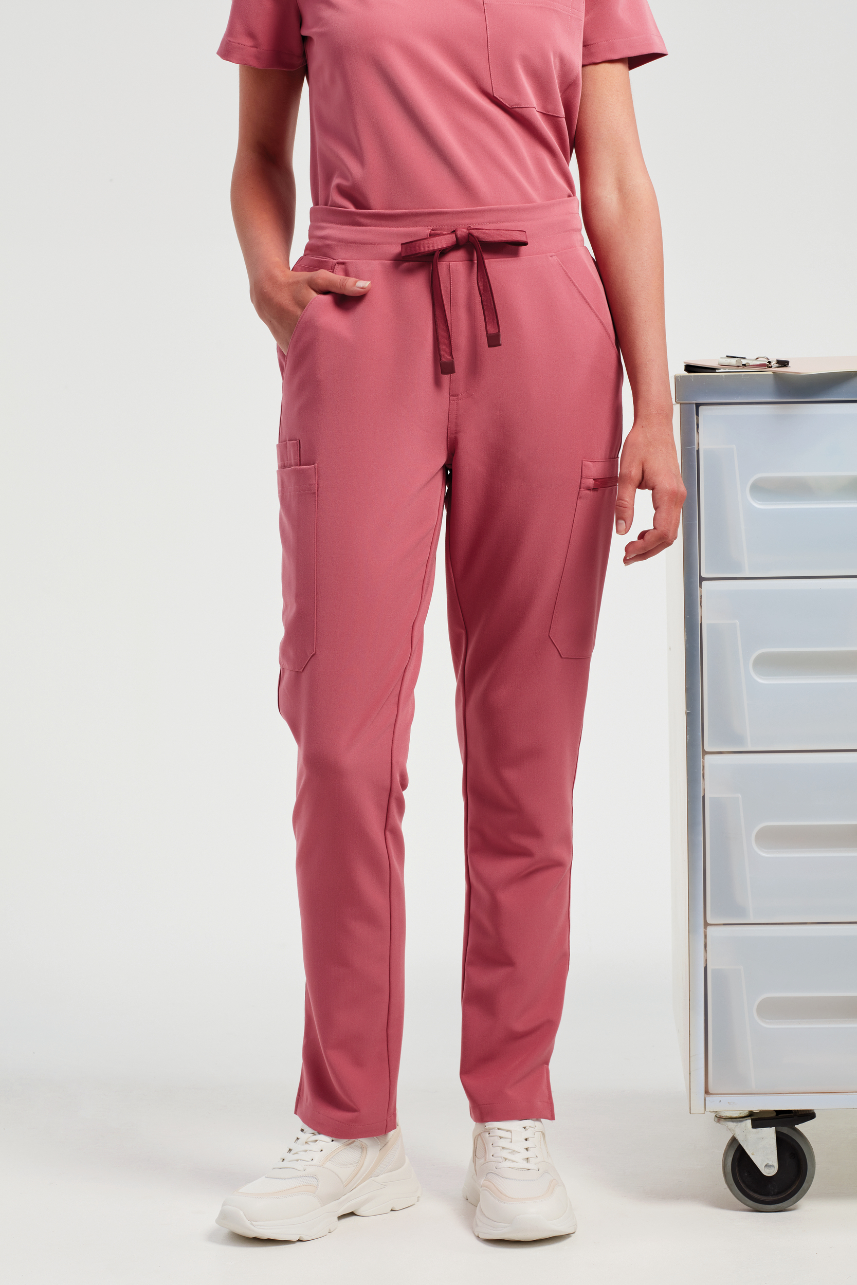 Miniature 1 pour Pantalon cargo stretch femme