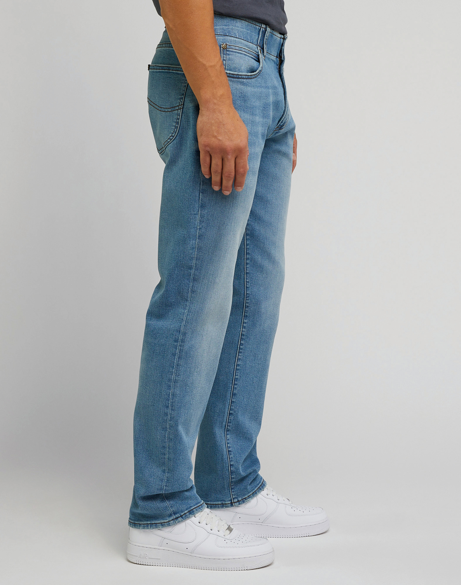 Miniature 16 pour Jean Extreme motion straight