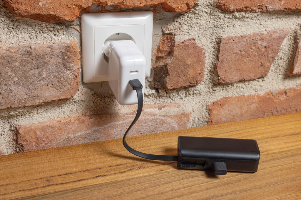 Miniature 12 pour Power Bank 3000mAh en plastique RCS connexion USB C Powerlink