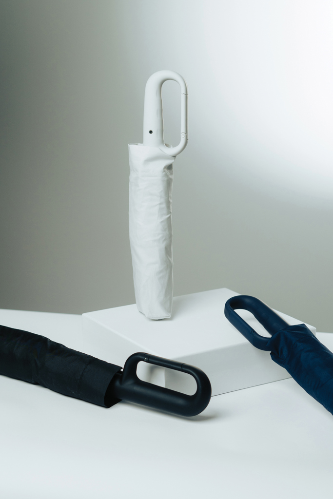 Miniature 9 pour Parapluie 21'' avec mousqueton en rPET AWARE™ Yara