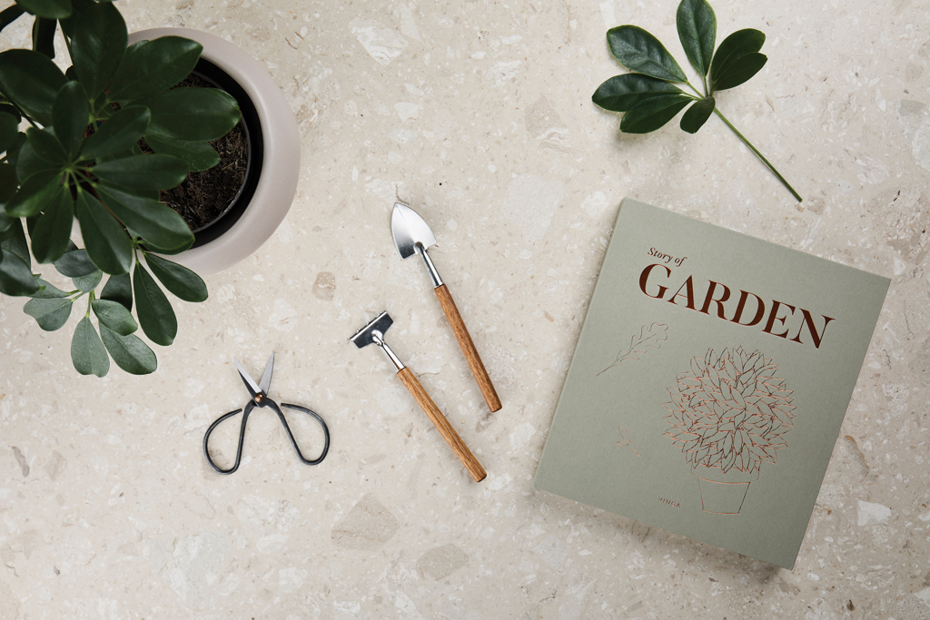 Miniature 5 pour VINGA Histoire du jardin