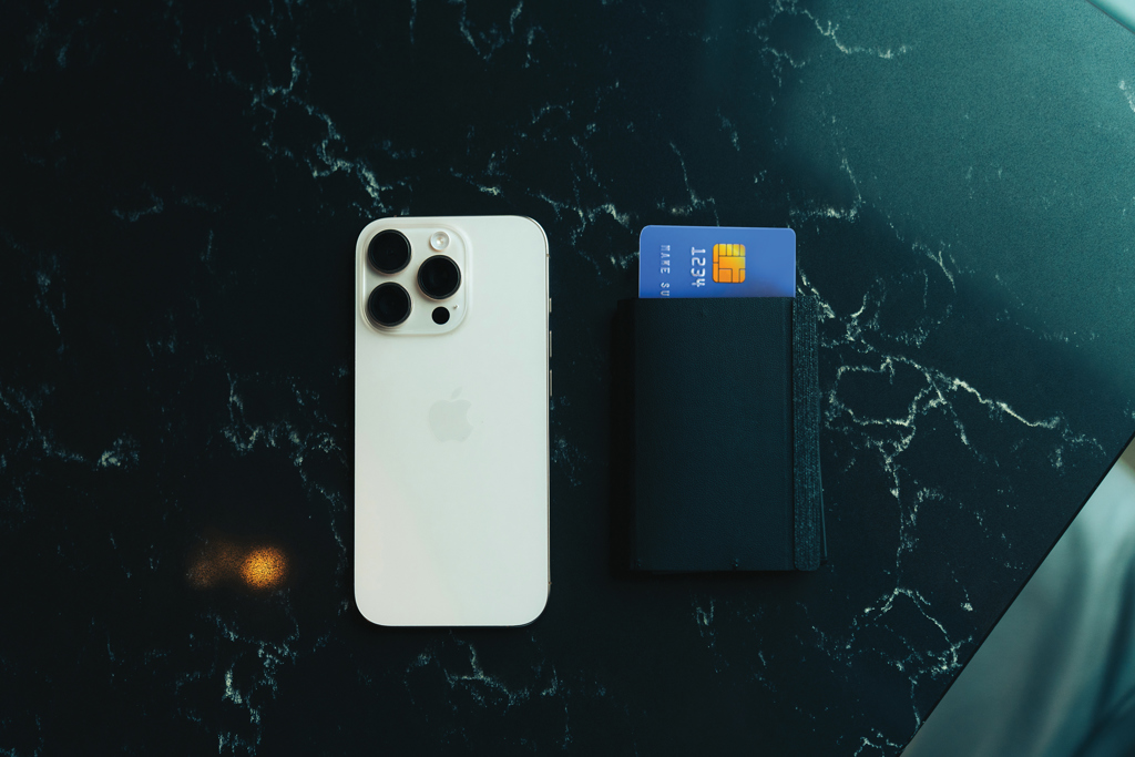 Miniature 14 pour Porte cartes avec géolocalisation en polyester RCS Seekcard
