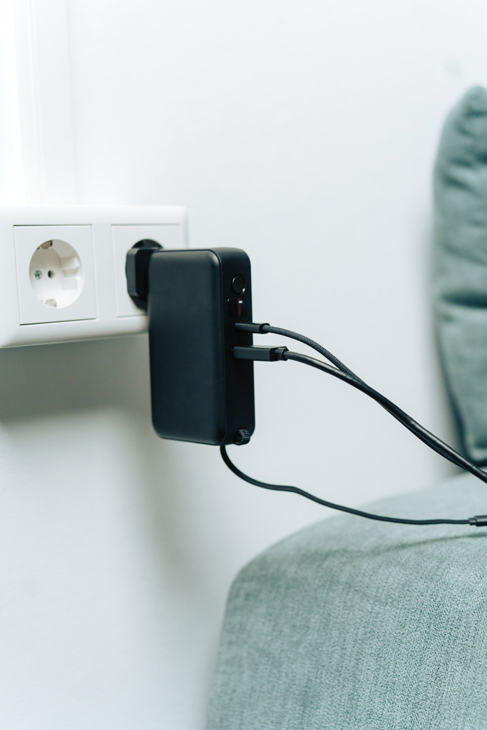 Miniature 22 pour Chargeur hybride GaN 65W en PC RCS Urban Vitamin Eureka