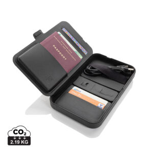 Visuel Étui de voyage avec chargeur 3 en 1 en PU RCS Swiss Peak