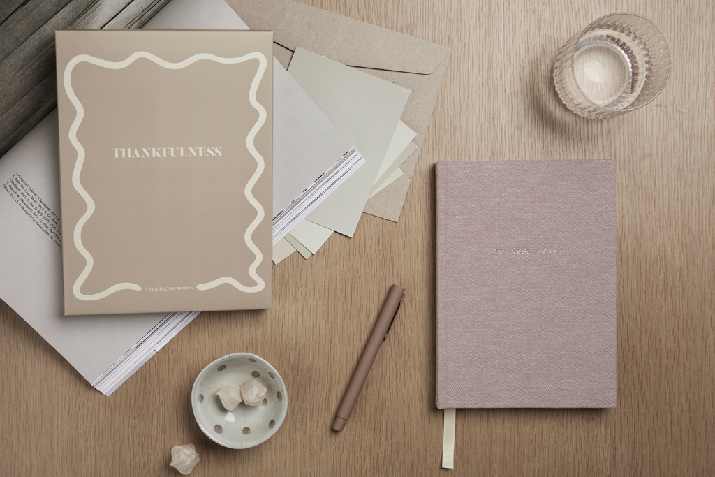 Miniature 7 pour VINGA Thankfulness Journal intime en papier recyclé GRS